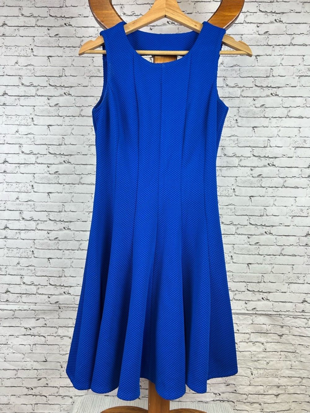 Danny and Nicole | Sleeveless Fit-and-Flare Knee Length Blue Dress size 4